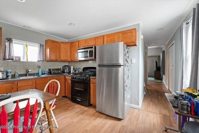 Welcome to 74. W Carey Street, Wilkes-Barre! This charming and - photo 3