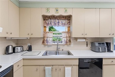One level living at its best in this 3 bedroom 2 bath ranch - photo 15