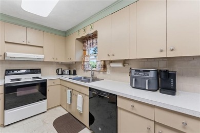 One level living at its best in this 3 bedroom 2 bath ranch - photo 16