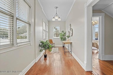 Experience the perfect blend of timeless Victorian elegance and - photo 18