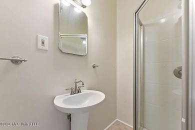 Experience the perfect blend of timeless Victorian elegance and - photo 27