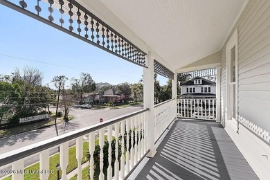 Experience the perfect blend of timeless Victorian elegance and - photo 30