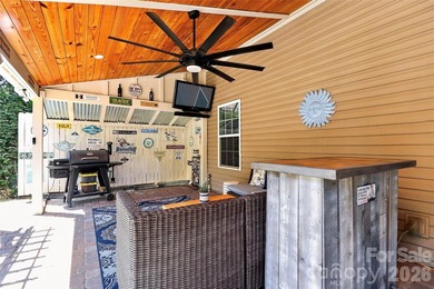 Welcome home to this beautifully maintained 2-story residence - photo 37