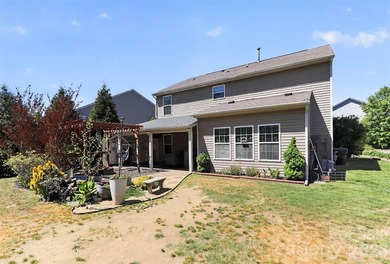Welcome home to this beautifully maintained 2-story residence - photo 40