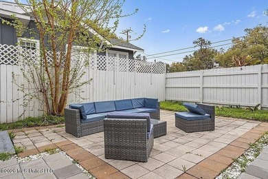Experience the perfect blend of timeless Victorian elegance and - photo 44
