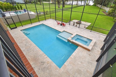 Conveniently Located Lakefront Estate | 5 Bedrooms | 5.5 - photo 5