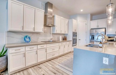 Perfect location on Gulf Blvd featuring 5BR/5BA that was built - photo 13