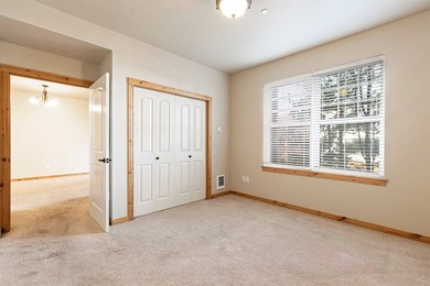 Comfortable and move-in ready 2-bedroom, 2-bath condo located