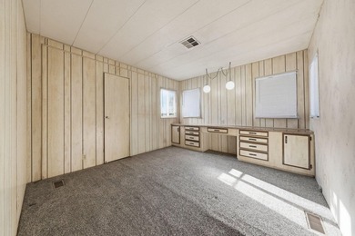 Welcome home to this beautifully maintained, light-filled - photo 9