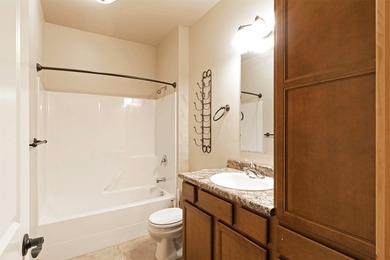 Comfortable and move-in ready 2-bedroom, 2-bath condo located