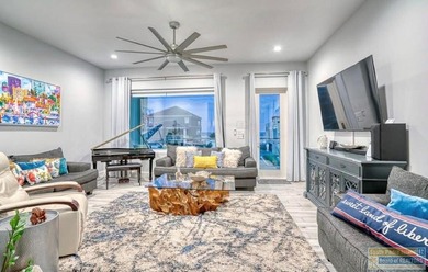 Perfect location on Gulf Blvd featuring 5BR/5BA that was built - photo 20