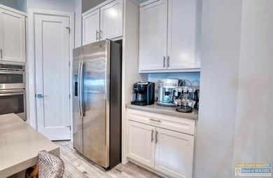 Perfect location on Gulf Blvd featuring 5BR/5BA that was built - photo 22