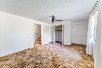 Just 5 miles North of town, approximately 22 acres with a couple - photo 31