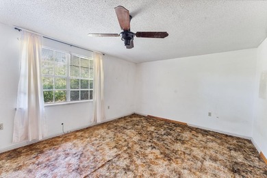 Just 5 miles North of town, approximately 22 acres with a couple - photo 32