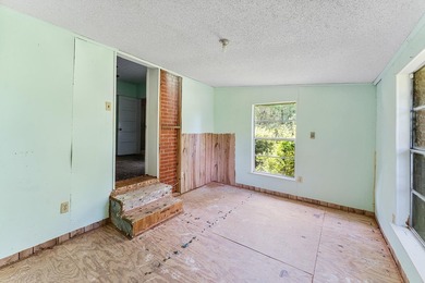Just 5 miles North of town, approximately 22 acres with a couple - photo 34