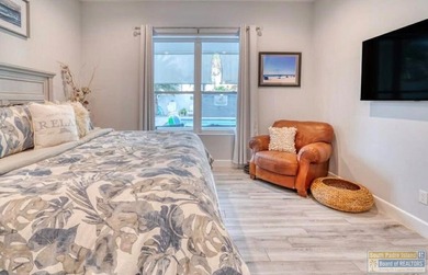 Perfect location on Gulf Blvd featuring 5BR/5BA that was built - photo 40