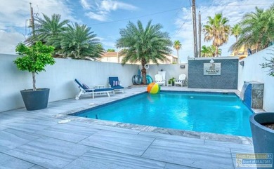 Perfect location on Gulf Blvd featuring 5BR/5BA that was built - photo 41