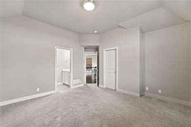 This beautiful Don Julian-built home offers an open - photo 46