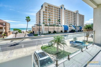 Perfect location on Gulf Blvd featuring 5BR/5BA that was built - photo 46