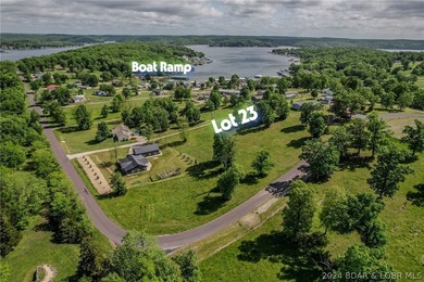 Great lot to build that walk out basement home on! Fronting Oak - photo 3