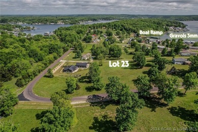 Great lot to build that walk out basement home on! Fronting Oak - photo 5