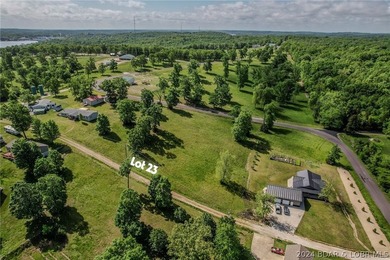 Great lot to build that walk out basement home on! Fronting Oak - photo 9