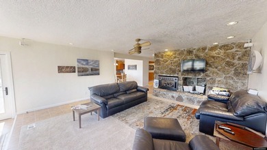 Alcova Lakeview Estates all on one level ranch style home with - photo 4