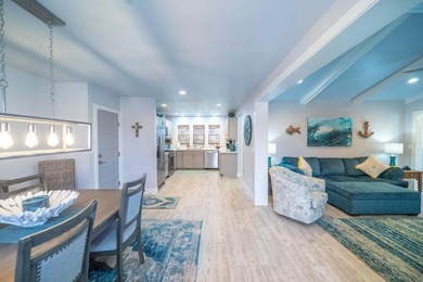 Income-Producing Vacation Rental Opportunity in the Heart of - photo 4