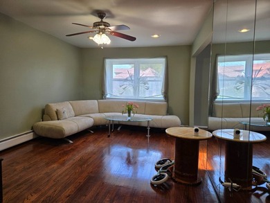 Multi Family, all brick, 4levels, 1st floor family room, 1bath - photo 8