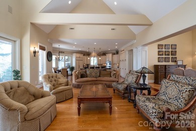 Magnificent lakefront retreat with private pier only an hour - photo 10