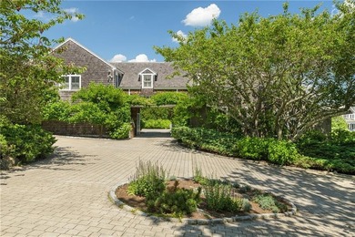 *Twin Ledges* located on historic Ocean Drive, is a charming - photo 11