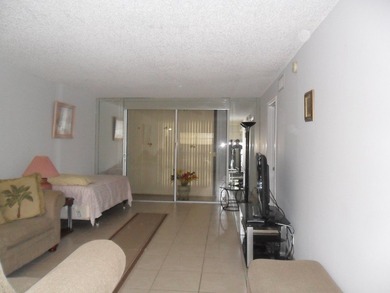 MLS Remarks Charming 1-bedroom, 1-bath residence located in the - photo 13
