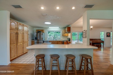Tucked away on a quiet cul-de-sac in the desirable Tomoka Oaks - photo 14