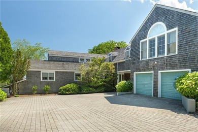 *Twin Ledges* located on historic Ocean Drive, is a charming - photo 14