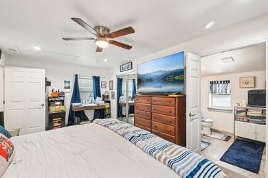 Enjoy wide-open country living with this versatile barndominium - photo 18