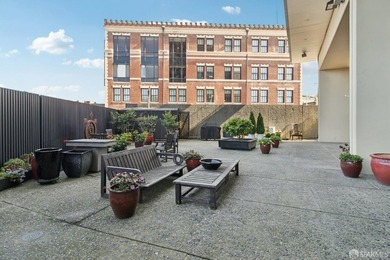 Ideally situated within the prestigious Fontana Tower East, this - photo 18