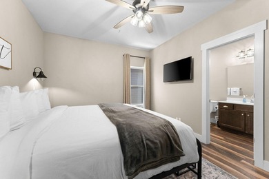 Experience luxury, scale, in this stunning 9-bedroom, 9-bathroom - photo 19