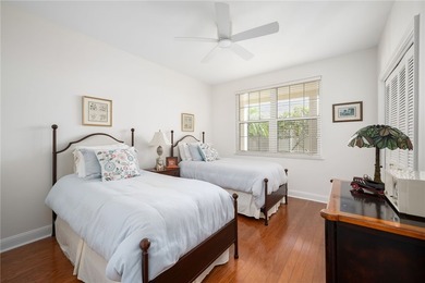 TURN KEY & BEST DEAL IN OAK HARBOR!! Beautifully furnished - photo 20