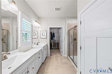Experience refined living in this better-than-new residence - photo 21