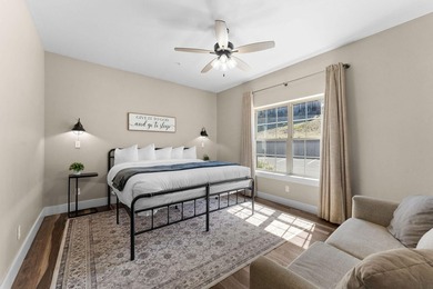 Experience luxury, scale, in this stunning 9-bedroom, 9-bathroom - photo 21