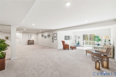 Experience refined living in this better-than-new residence - photo 27