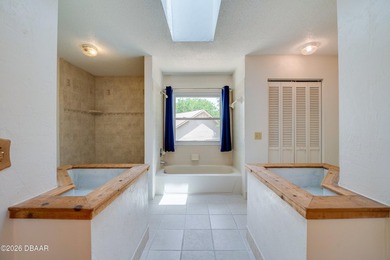 Tucked away on a quiet cul-de-sac in the desirable Tomoka Oaks - photo 28