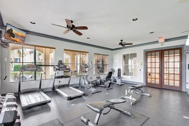 Spacious 3BR/2BA First-Floor Corner Unit with Split Bedroom - photo 29