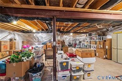 Experience refined living in this better-than-new residence - photo 31