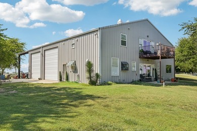 Enjoy wide-open country living with this versatile barndominium - photo 31