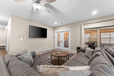 Experience luxury, scale, in this stunning 9-bedroom, 9-bathroom - photo 32