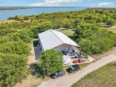 Enjoy wide-open country living with this versatile barndominium - photo 35
