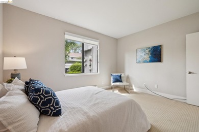Exquisite resort-style condo in the prominent East Bay paradise - photo 16