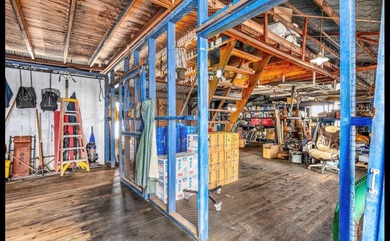 PRIME COMMERCIAL LISTING WITH NUMEROUS POSSIBILITIES TO MONETIZE - photo 18