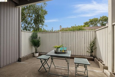 Exquisite resort-style condo in the prominent East Bay paradise - photo 21
